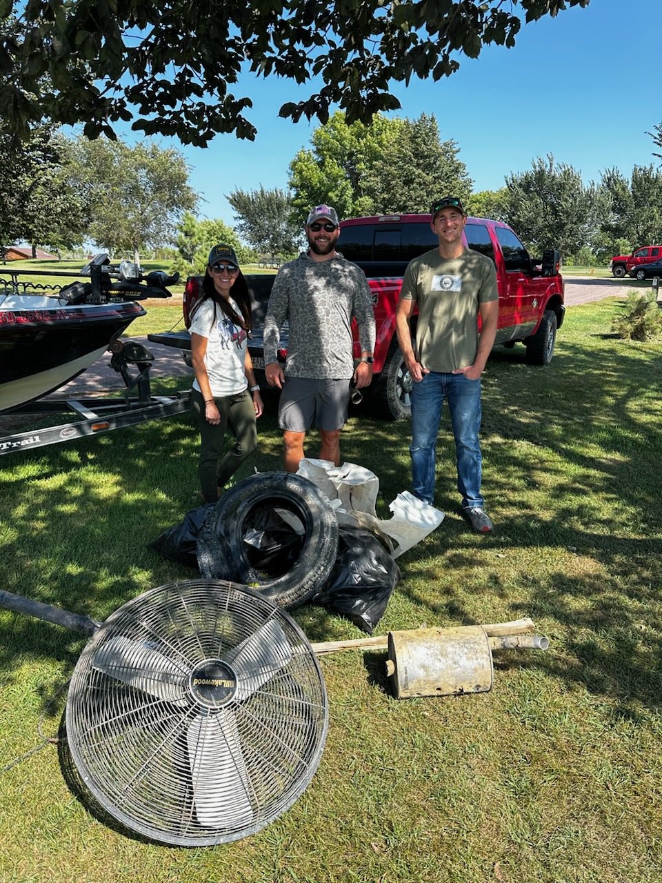 SD BHA Leaders Clean Up Thompson Lake