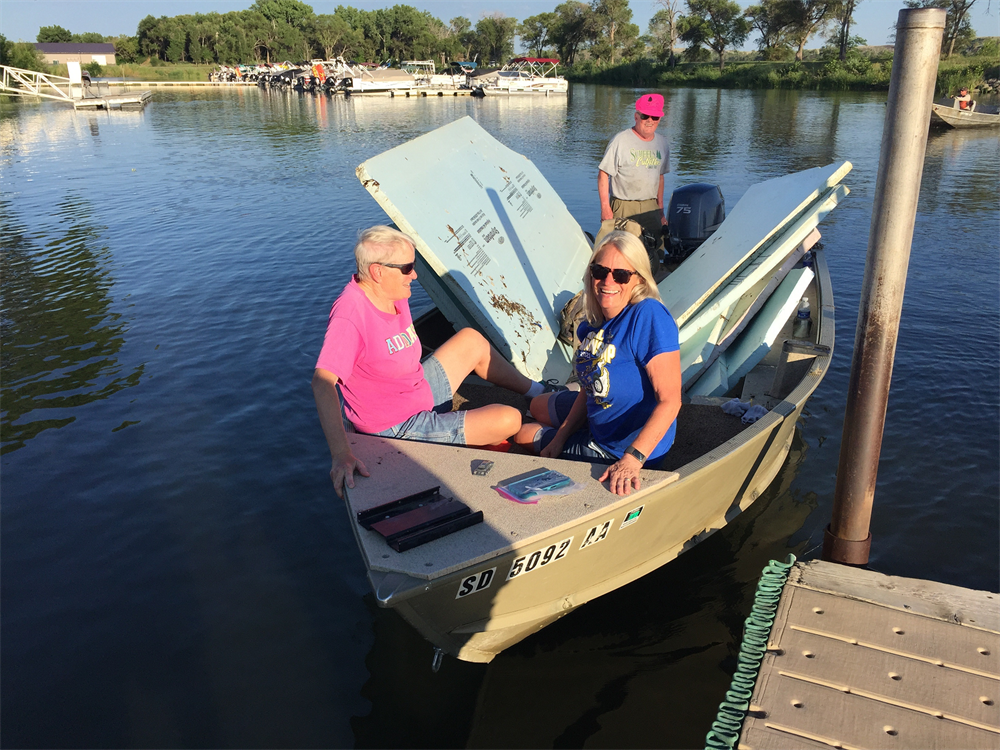 EVENT RECAP: South Dakota BHA Participates in the Pierre-Fort Pierre Missouri River Cleanup