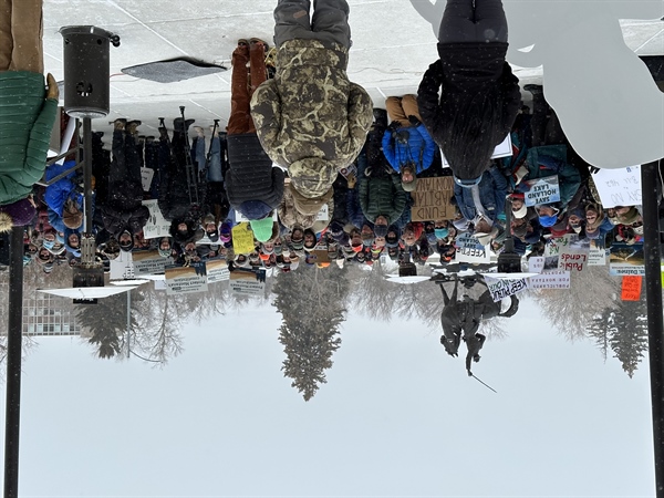 Hundreds "Rally for Public Lands" at Montana State Capitol