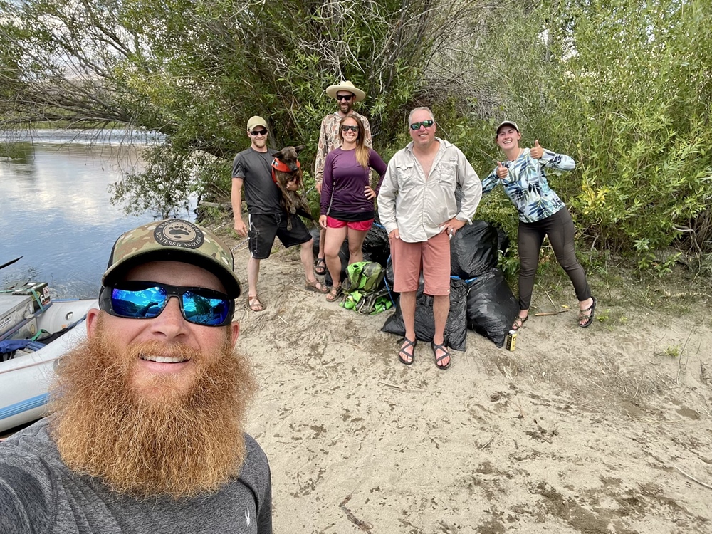 Idaho BHA  chapter cleans up the Salmon River near Challis