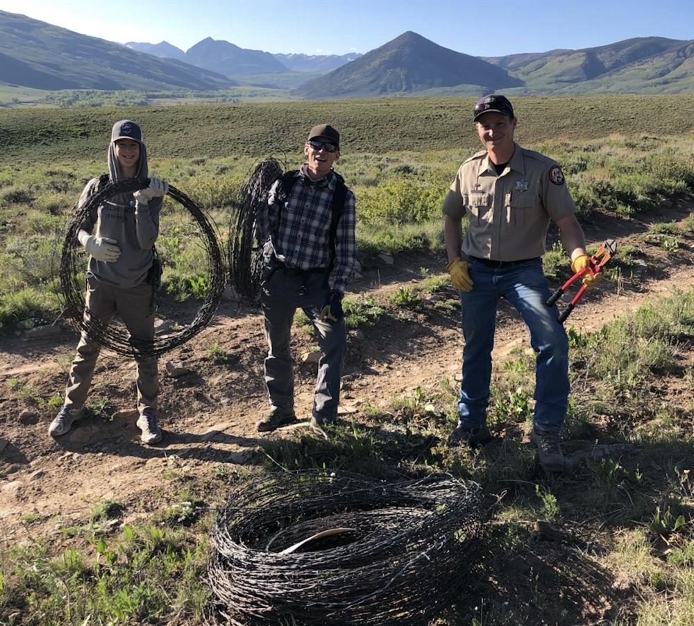 CO BHA Chapter Leaders Spearhead Fence Removal Efforts in Gunnison