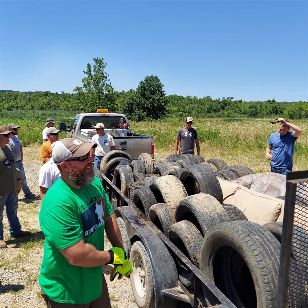 Kentucky Chapter Organizes WMA Cleanup
