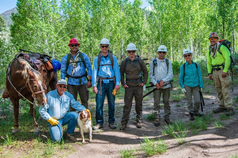 Chapter co-hosts volunteer day at Table Mountain