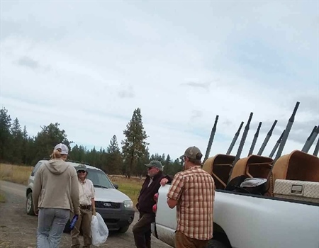University of Idaho BHA club members volunteer to improve trails at Turnbull National Wildlife Refuge