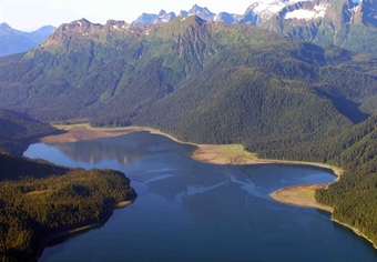 LWCF Success Story: Whitewater Bay, Alaska