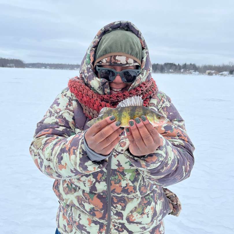 icefishing2.jpg
